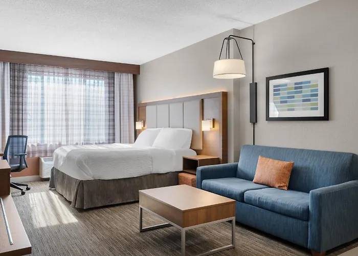 Holiday Inn Express Hotel&Suites Coralville
